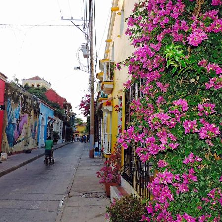 Apto En Getsemani El Barrio Mas Cool De Cartagena Luaran gambar